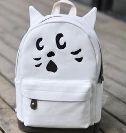 书包变成人类的视频,一段奇幻的变身之旅