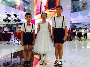 朗诵表演成人男装视频,成人男装朗诵表演魅力瞬间