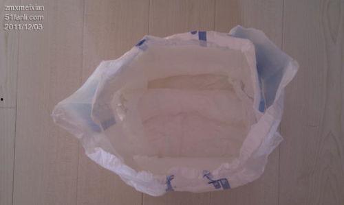 吸水珠成人尿片图片视频